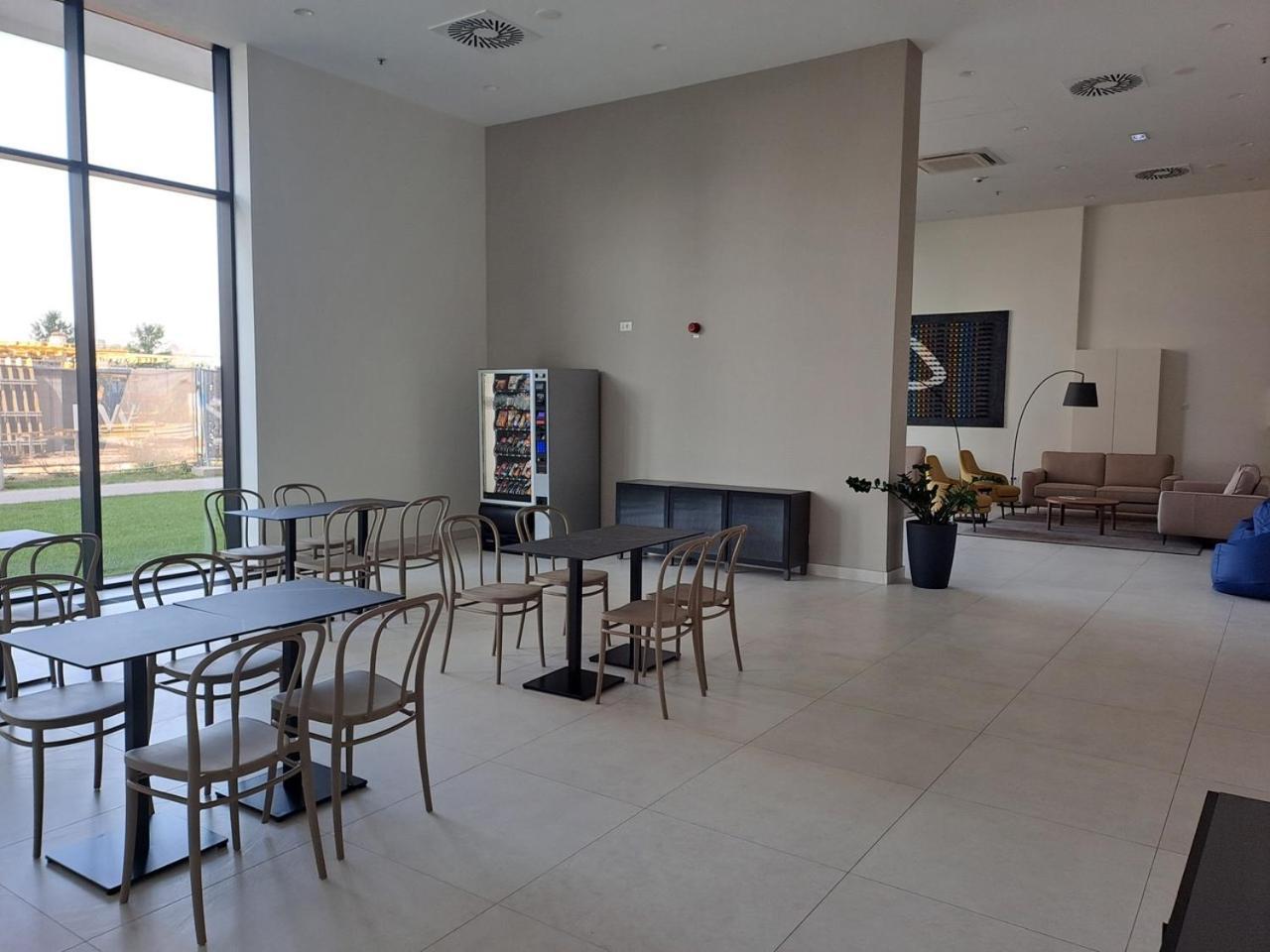 BW Terrace Top Floor Apartments With River View & Self Check-In Belgrade Extérieur photo